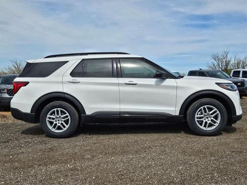 2026 Ford Explorer Active w/200A Pkg