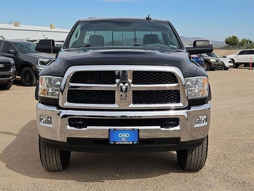 Brilliant Black Crystal Pearlcoat 2015 RAM 3500 SLT