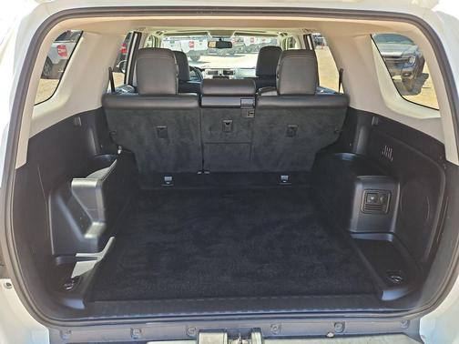 Blizzard Pearl 2019 Toyota 4Runner Limited