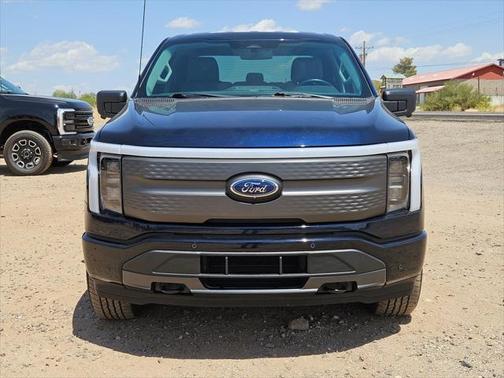 2023 Ford F-150 Lightning XLT