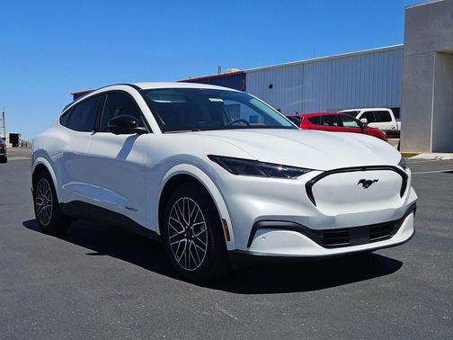 STAR WHITE MET TRI-COAT 2025 Ford Mustang Mach-E Premium