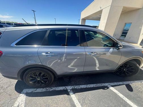 Everlasting Silver 2019 Kia Sorento S