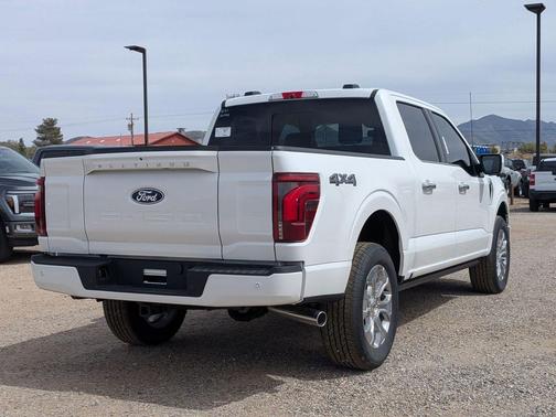 STAR WHITE METALLIC TRICOAT 2026 Ford F-150 Platinum