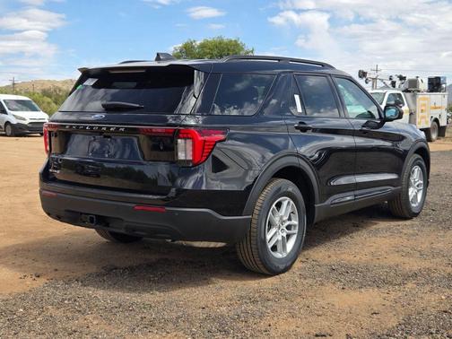 Agate Black Metallic 2026 Ford Explorer Active