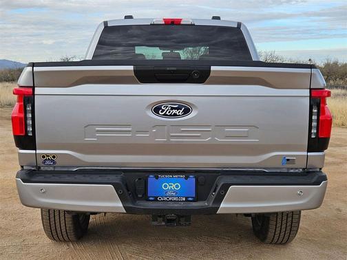 2025 Ford F-150 Lightning Flash