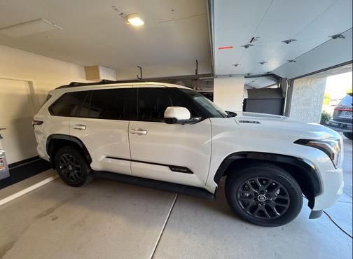 2024 Toyota Sequoia Platinum