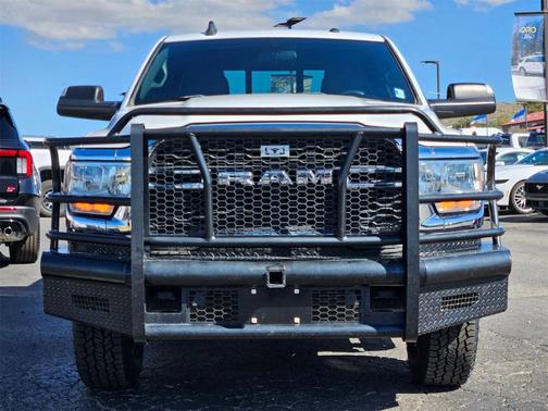 2021 RAM 3500 Tradesman Crew Cab 4x4 6'4' Box