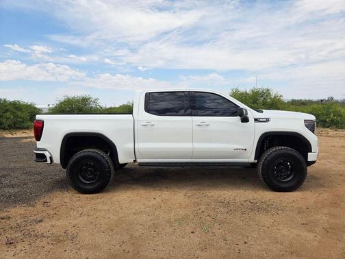 Summit White 2026 GMC Sierra 1500 AT4