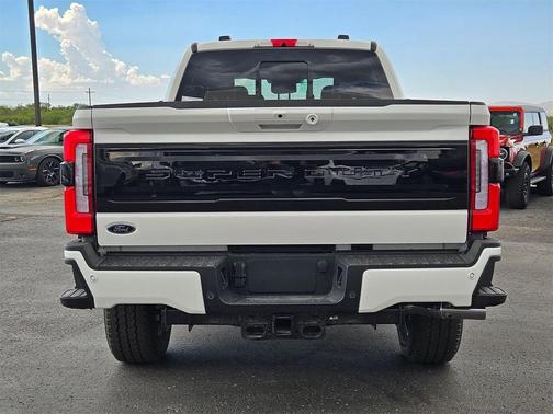 2026 Ford F-350 Platinum