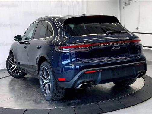 Night Blue Metallic 2023 Porsche Macan