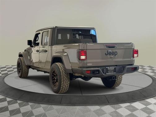 2022 Jeep Gladiator Sport S