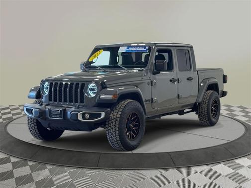 2022 Jeep Gladiator Sport S