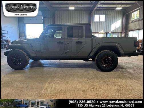 2022 Jeep Gladiator Sport S