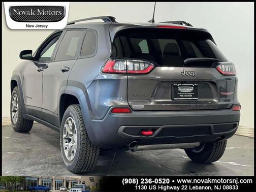 2022 Jeep Cherokee Trailhawk