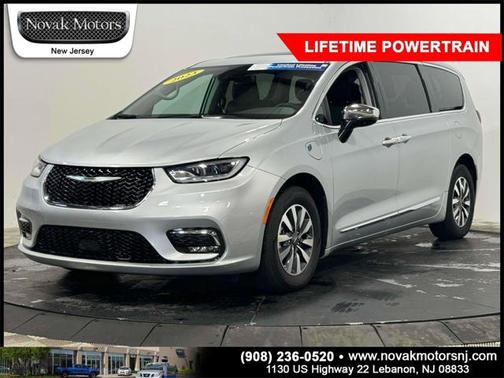 2023 Chrysler Pacifica Hybrid Limited