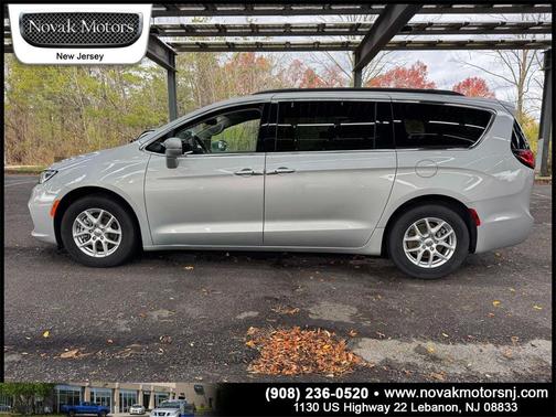 2022 Chrysler Pacifica Touring L