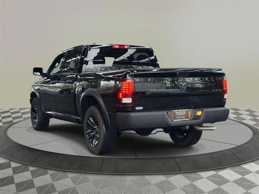 2024 RAM 1500 Classic Warlock Crew Cab 4x4 5'7' Box