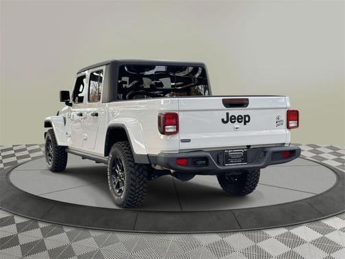 2022 Jeep Gladiator Willys 4x4