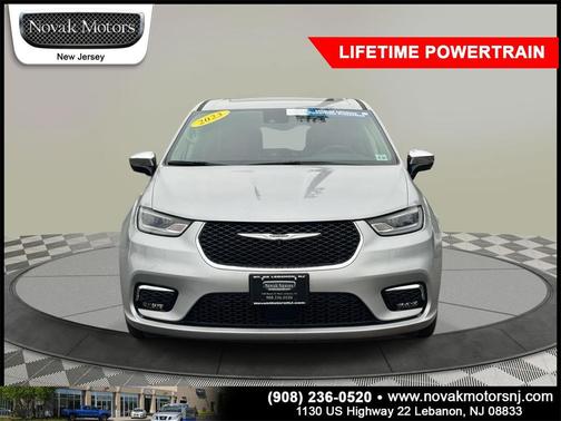 2023 Chrysler Pacifica Hybrid Limited