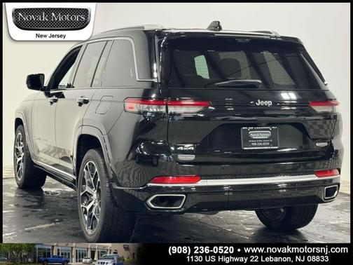 2022 Jeep Grand Cherokee Summit