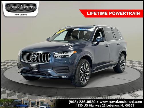 2022 Volvo XC90 T6 Momentum