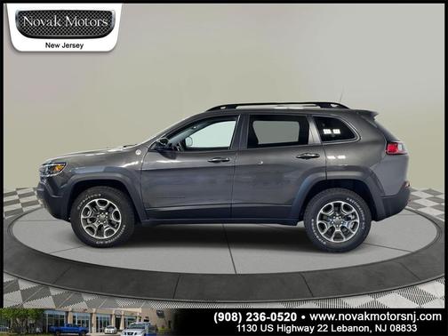 2022 Jeep Cherokee Trailhawk