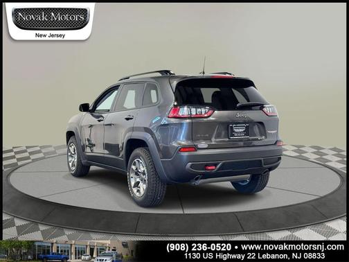 2022 Jeep Cherokee Trailhawk