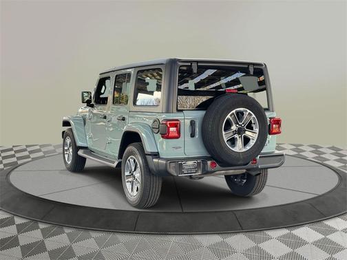 2023 Jeep Wrangler 4-Door Sahara 4x4