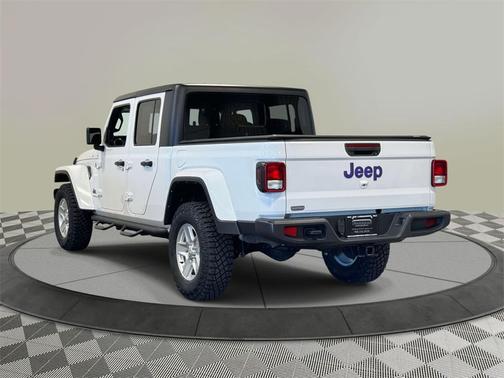 2022 Jeep Gladiator Sport S