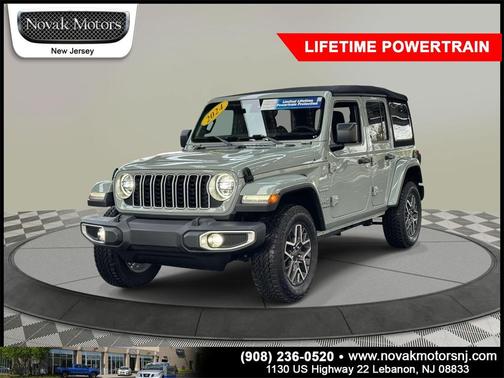 2024 Jeep Wrangler 4-Door Sahara 4x4