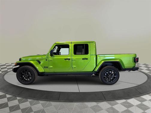 2025 Jeep Gladiator Nighthawk