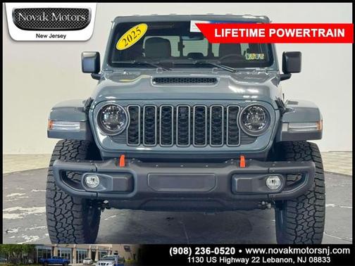 2025 Jeep Gladiator Mojave X