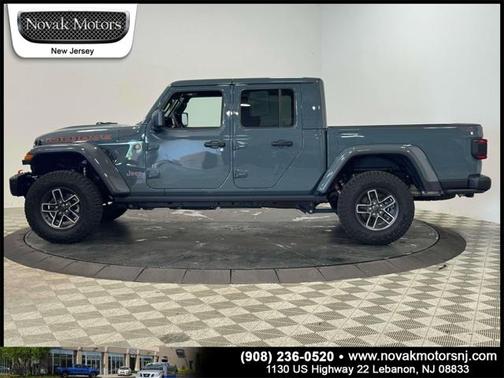 2025 Jeep Gladiator Mojave X