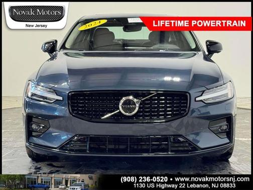 2024 Volvo S60 B5 Plus Dark Theme