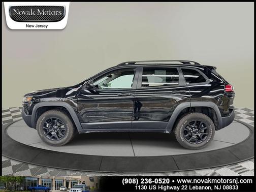 2022 Jeep Cherokee Trailhawk