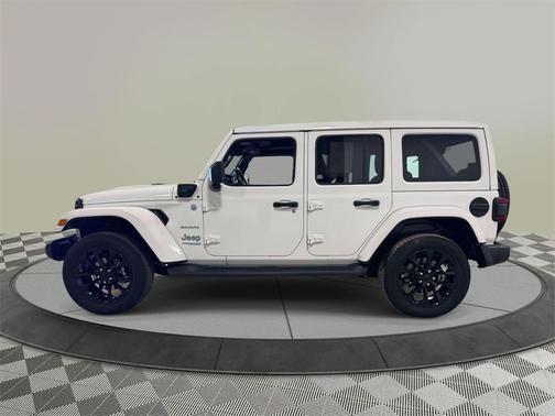 2022 Jeep Wrangler Unlimited 4xe Sahara