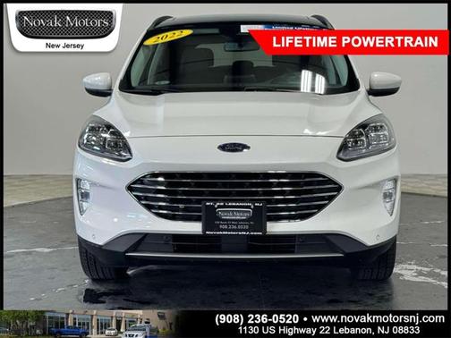2022 Ford Escape Titanium