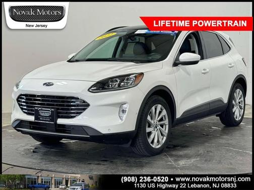 2022 Ford Escape Titanium