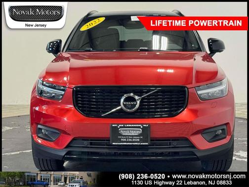 2022 Volvo XC40 T5 R-Design