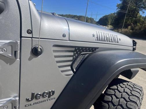 2020 Jeep Gladiator Sport S