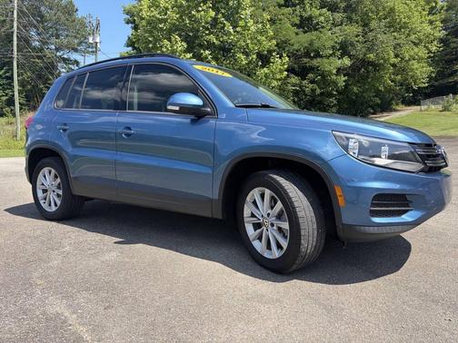 Pacific Blue Metallic 2017 Volkswagen Tiguan 2.0T S