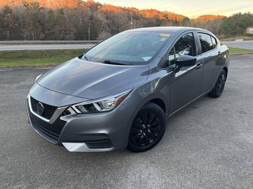 2021 Nissan Versa 1.6 S