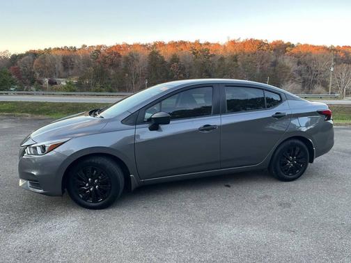 2021 Nissan Versa 1.6 S