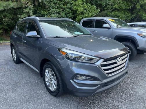 2017 Hyundai TUCSON SE Plus