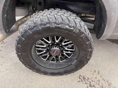 2018 RAM 2500 Laramie Crew Cab 4x4 6'4' Box