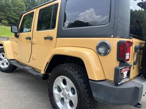 2014 Jeep Wrangler Unlimited Sahara
