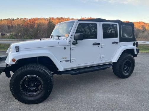 2013 Jeep Wrangler Unlimited Sahara