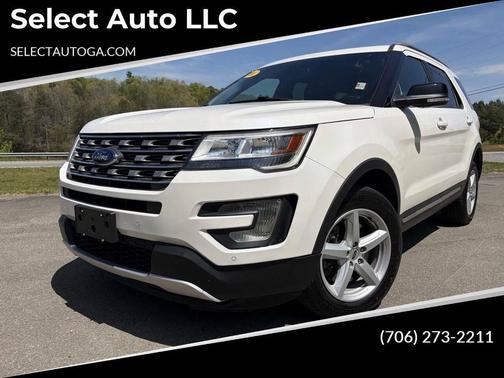 White 2016 Ford Explorer XLT