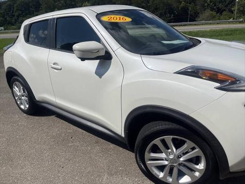 2016 Nissan Juke SV