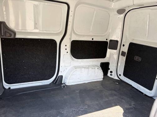 Fresh Powder 2017 Nissan NV200 S